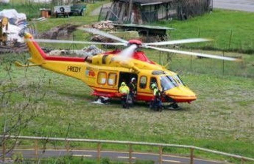 Precipita con il parapendio, morto un 64enne in Friuli Venezia Giulia