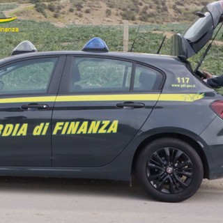 Sequestrate opere d’arte contraffatte esposte in un museo a Roma