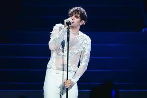 Achille Lauro show a San Siro, il concerto-evento va in onda stasera su Canale 5