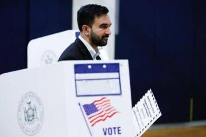 Mamdani vince le elezioni di New York, chi è il nuovo sindaco Mamdani vince le elezioni di New York, chi è il nuovo sindaco