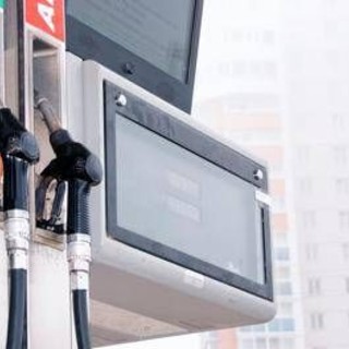Caro carburante, bonus o aiuti a pensionati: le possibili misure del governo Caro carburante, bonus o aiuti a pensionati: le possibili misure del governo