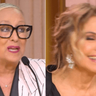 Ballando, Carolyn svela il mistero della paletta sparita di d'Urso: "Mea culpa" Ballando, Carolyn svela il mistero della paletta sparita di d'Urso: "Mea culpa"