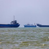 Iran, Onu evacua 11.000 marinai dallo Stretto di Hormuz - Diretta