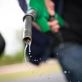 Caro carburanti, Cdm oggi per decreto con intervento su accise. Nessun aumento delle sigarette sul tavolo