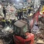 Crollo palazzina a Messina, proseguono ricerche dei tre dispersi. Malore per vigile del fuoco