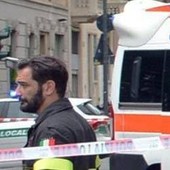 Incidente in corso Sempione a Milano tra mezzo Amsa e due auto: un morto e due feriti Incidente in corso Sempione a Milano tra mezzo Amsa e due auto: un morto e due feriti