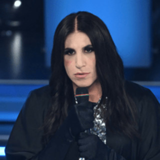 Sanremo 2026, Vincenzo De Lucia chi è: l'imitatore di Laura Pausini