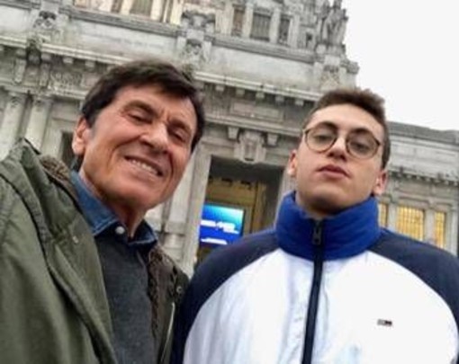 Tredici Pietro compie 28 anni, Gianni Morandi: &quot;Sono orgoglioso di quello che sei&quot;
