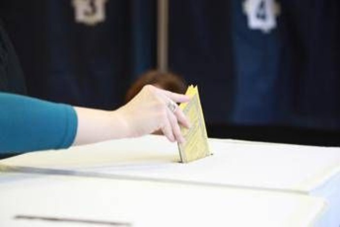 Regionali, tre candidature 'impresentabili' in Calabria Regionali, tre candidature 'impresentabili' in Calabria