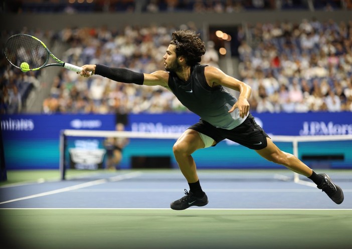 Alcaraz si arrende a Shelton nei quarti dello Us Open, avanti Tiafoe