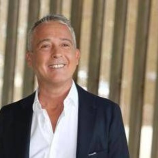 "Servo", "pavido", "gay fascista": insulti e minacce social a Diaco dopo l'endorsement per il 'Sì' al referendum "Servo", "pavido", "gay fascista": insulti e minacce social a Diaco dopo l'endorsement per il 'Sì' al referendum