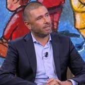 Di Battista in studio a DiMartedì: "Ho iniziato le terapie, il mio tumore è vulnerabile"