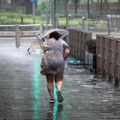 Italia tra sole e acquazzoni, più caldo ma arriva la pioggia: le previsioni meteo