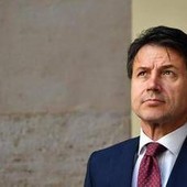 Conte si è operato: "Decorso regolare, ancora qualche giorno di convalescenza e si riparte"