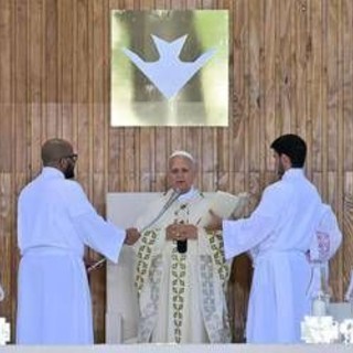 Papa a Madrid, oltre 1,2 milioni alla messa in Plaza Cibeles: "Basta egoismo e indifferenza, costruiamo un mondo nuovo"