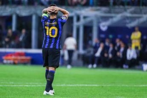 Inter, l’infortunio di Lautaro complica i piani: Chivu perde il suo capitano Inter, l’infortunio di Lautaro complica i piani: Chivu perde il suo capitano