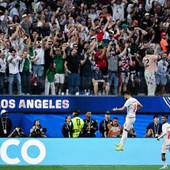 Mondiali, Iran segna e Mohebi fa segno della pistola ai tifosi: polemiche a Los Angeles