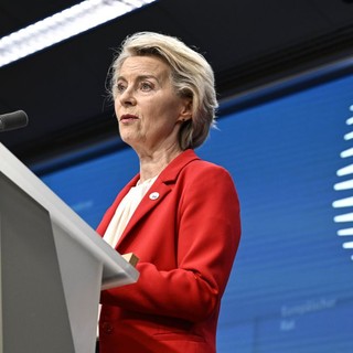 Von der Leyen “Nessuna lacrima per il regime iraniano che ha inflitto morte”