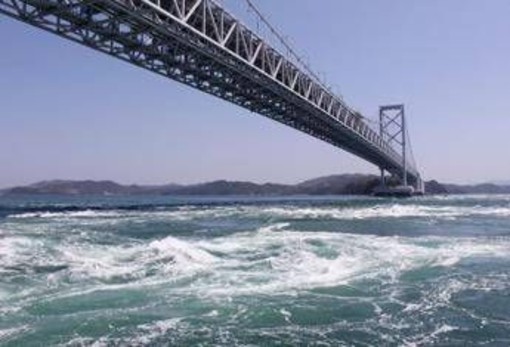 Terremoto in Giappone, magnitudo 7,6: diramato allarme tsunami