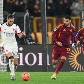 Roma-Milan 1-1, Pellegrini su rigore risponde a De Winter e Allegri frena Roma-Milan 1-1, Pellegrini su rigore risponde a De Winter e Allegri frena