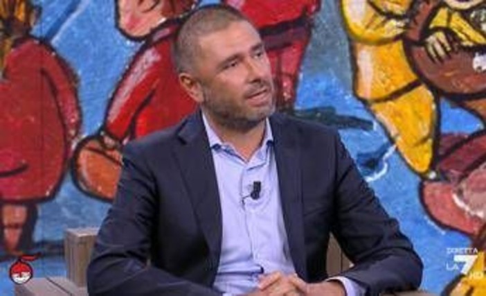 Di Battista in studio a DiMartedì: "Ho iniziato le terapie, il mio tumore è vulnerabile"