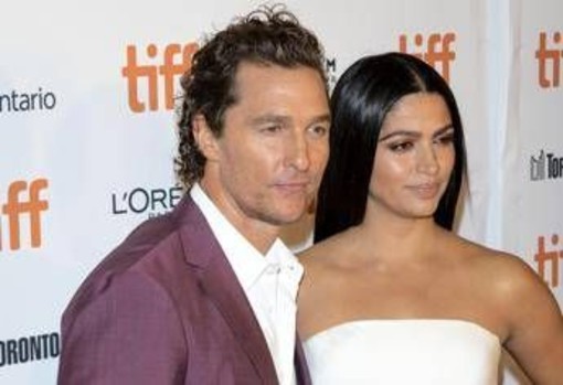 Matthew McConaughey svela il segreto del suo matrimonio: &quot;La misura del letto&quot;