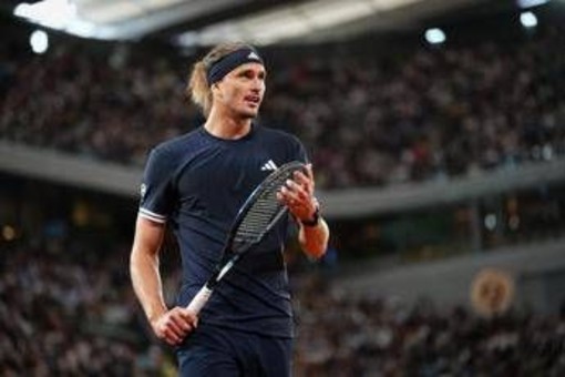 Roland Garros, Zverev litiga con l'arbitro: "La palla è fuori" Roland Garros, Zverev litiga con l'arbitro: "La palla è fuori"