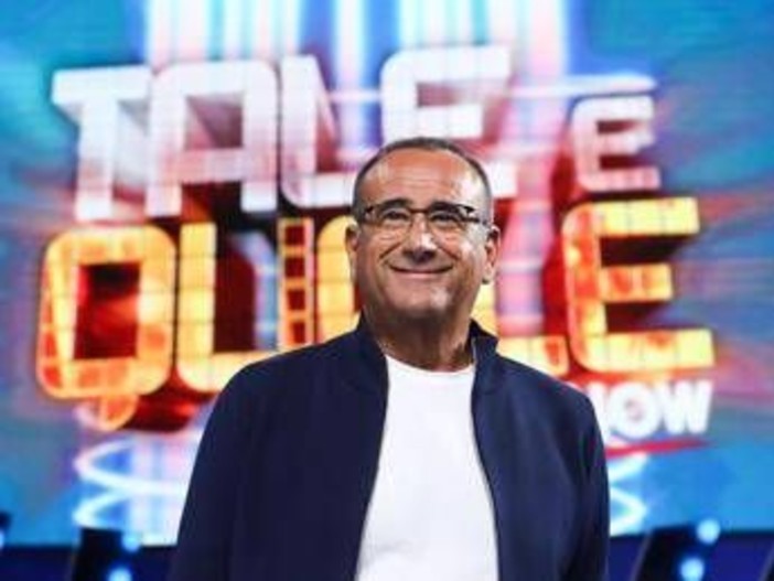 Oggi la finalissima di 'Tale e Quale Show', il premio di 20mila euro in beneficenza Oggi la finalissima di 'Tale e Quale Show', il premio di 20mila euro in beneficenza