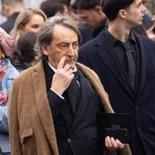 È morto Beppe 'Sugar' Angiolini, punto di riferimento per il fashion d'avanguardia e il Made in Italy
