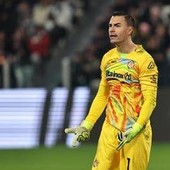 Cremonese, pullman riparte senza Audero: il portiere 'dimenticato' allo stadio dopo Sassuolo Cremonese, pullman riparte senza Audero: il portiere 'dimenticato' allo stadio dopo Sassuolo