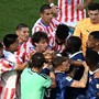 Paraguay-Francia, rissa in campo e Mbappé chiede un rosso