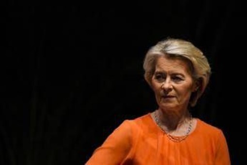 Dazi, Ue risponde a Trump: &quot;Pronte contromisure, sospese fino a inizio agosto&quot;