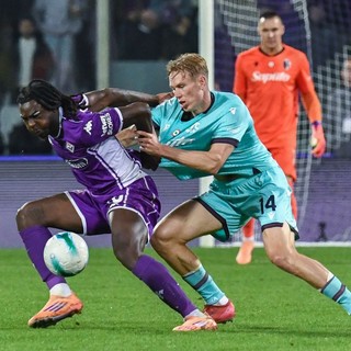 La Fiorentina rimonta con due rigori: è 2-2 contro il Bologna