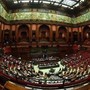 Giustizia, notte tra gli scranni alla Camera: tra Csm, Virgilio e qualche gag dritti fino all'alba
