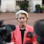 Covid, sms scambiati tra von der Leyen e Pfizer: annullato divieto di accesso