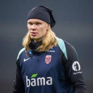 Haaland: "Pio Esposito chi? Non lo conosco, ma magari ci fa tre gol..." Haaland: "Pio Esposito chi? Non lo conosco, ma magari ci fa tre gol..."