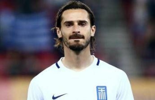 Oikonomou muore in incidente stradale, ex difensore Bologna e Cagliari aveva 33 anni Oikonomou muore in incidente stradale, ex difensore Bologna e Cagliari aveva 33 anni