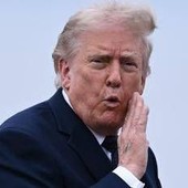 Iran-Usa, Trump: "Voglio incontrare Khamenei, andremo d'accordo" Iran-Usa, Trump: "Voglio incontrare Khamenei, andremo d'accordo"