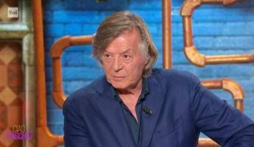 Panatta a 'Ciao Maschio', dalla partita rubata al periodo nero: "Ora morire mi scoccia" Panatta a 'Ciao Maschio', dalla partita rubata al periodo nero: "Ora morire mi scoccia"