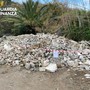 Discarica abusiva di 300 mq a Ischia, sequestri e denunce Discarica abusiva di 300 mq a Ischia, sequestri e denunce