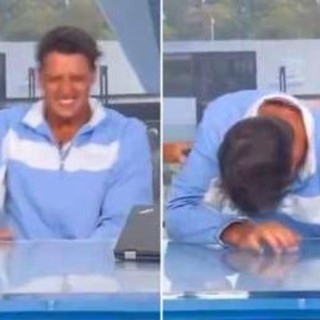 Darderi come Sinner, problema per crampi (ma in tv) Darderi come Sinner, problema per crampi (ma in tv)