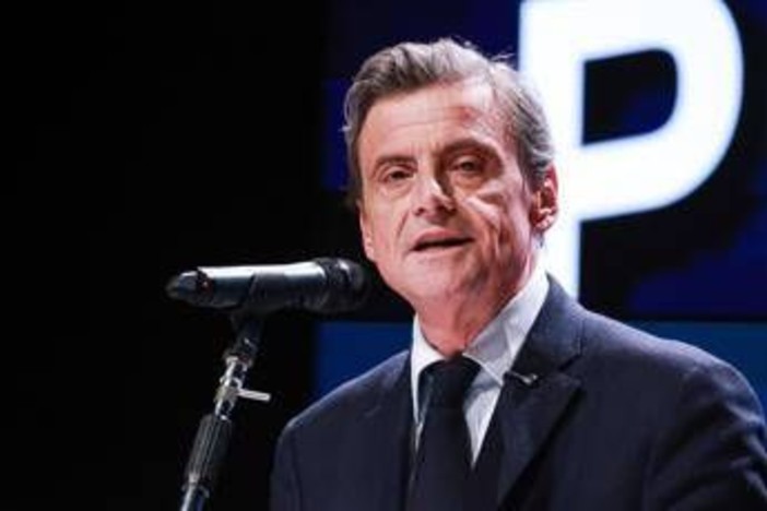 Iran, Calenda: "No a tavolo Meloni autogol clamoroso, Conte comanda campo largo"