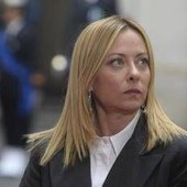 Missione di Meloni nel Golfo: trasferta lampo di due giorni in Arabia Saudita, Qatar ed Emirati