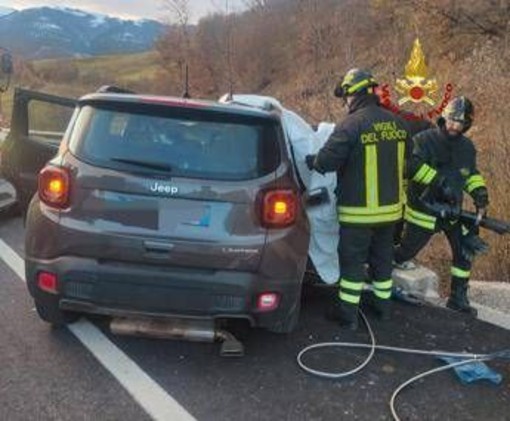 Auto fuori strada sulla Salaria a Rieti, morto un uomo Auto fuori strada sulla Salaria a Rieti, morto un uomo