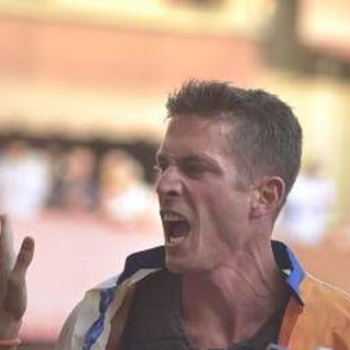 Palio di Siena, Oca vince e Tittia fa 11: chi è il fantino