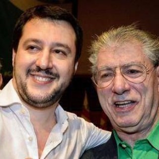 Salvini e l'addio a Umberto Bossi: "Mi hai cambiato la vita, ti saluto con gratitudine" Salvini e l'addio a Umberto Bossi: "Mi hai cambiato la vita, ti saluto con gratitudine"