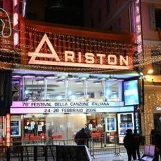 Sanremo, l'analisi dei testi: le canzoni sul 'lettino' dello psicologo