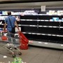 Caro carburanti e tir in sciopero, l'allarme: "Col blocco a rischio rifornimenti supermercati e negozi" Caro carburanti e tir in sciopero, l'allarme: "Col blocco a rischio rifornimenti supermercati e negozi"