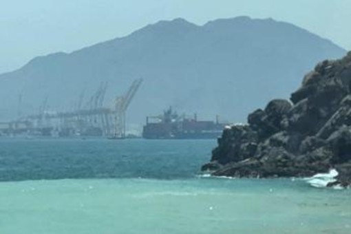 Iran-Usa, vicino accordo per riaprire Stretto di Hormuz Iran-Usa, vicino accordo per riaprire Stretto di Hormuz