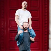 Moschino, Loris Messina e Simone Rizzo sono i nuovi direttori creativi Moschino, Loris Messina e Simone Rizzo sono i nuovi direttori creativi